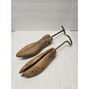 Pair of 1940s Antique Vintage Shoe Stretchers Spreaders Men's Size 10.5 - 13 L